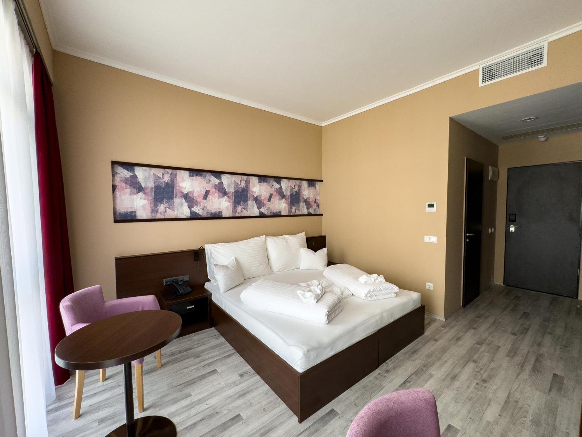 Hotel Aurora Μίσκολτς Εξωτερικό φωτογραφία