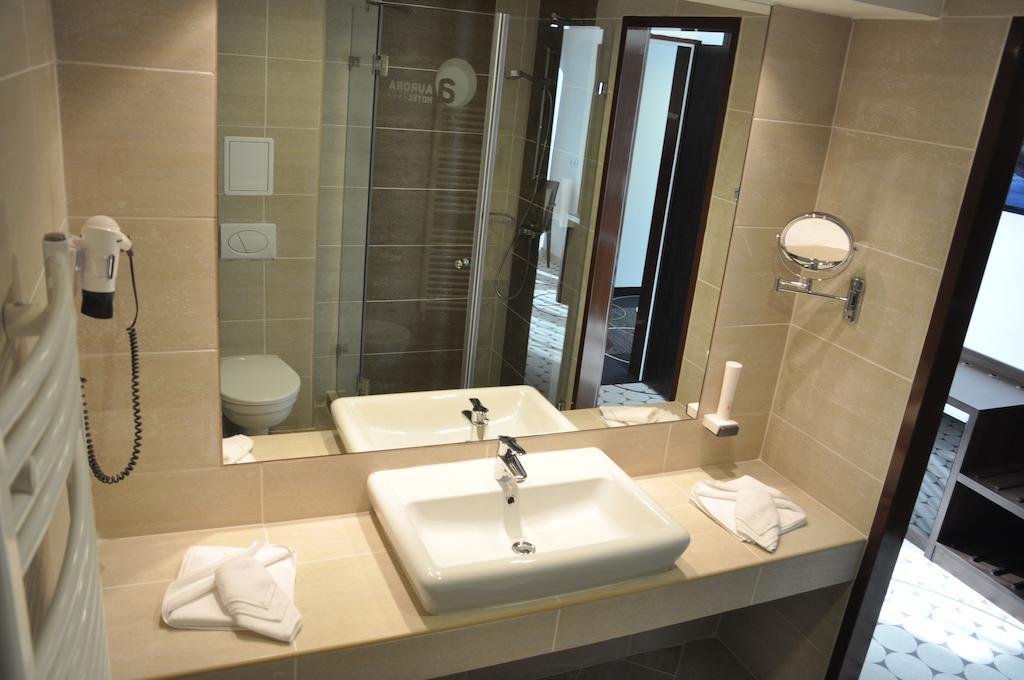 Hotel Aurora Μίσκολτς Δωμάτιο φωτογραφία