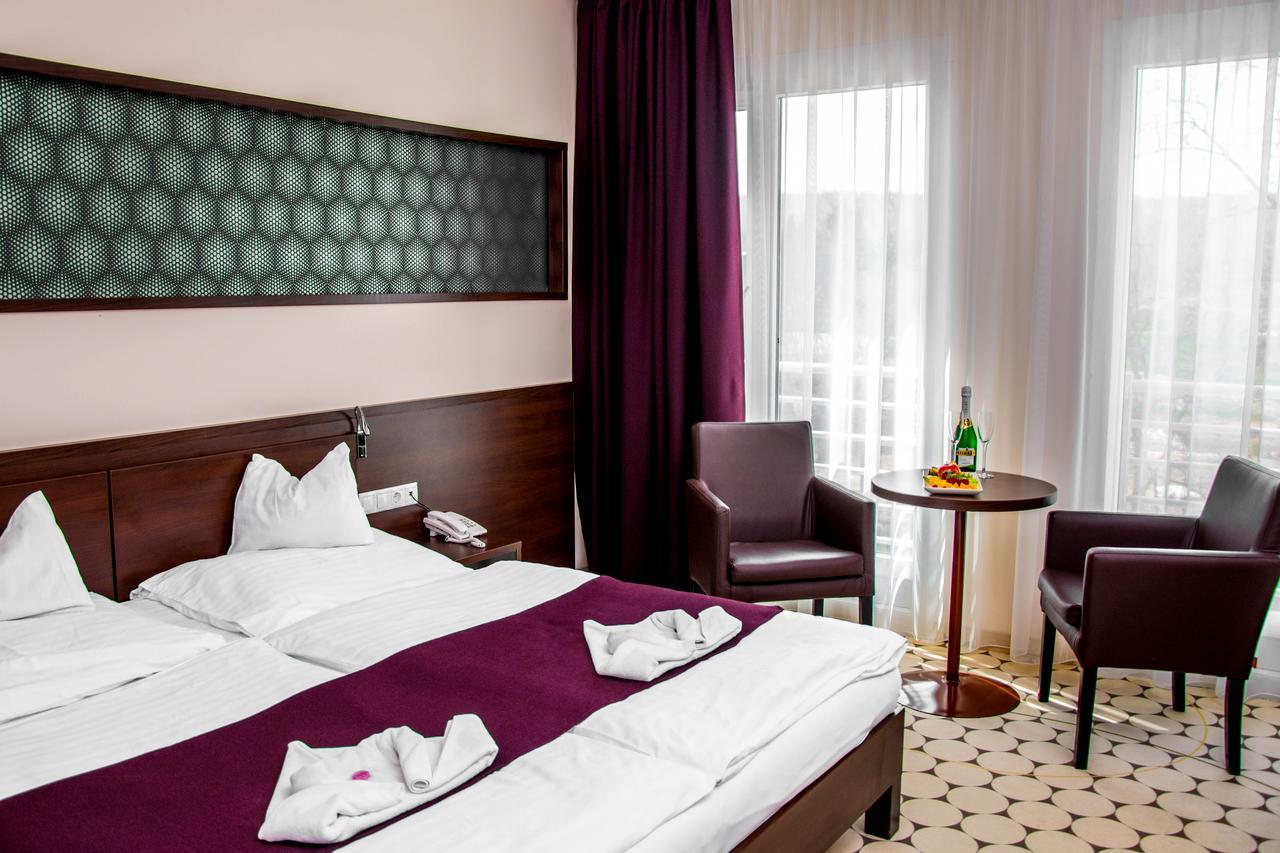Hotel Aurora Μίσκολτς Εξωτερικό φωτογραφία